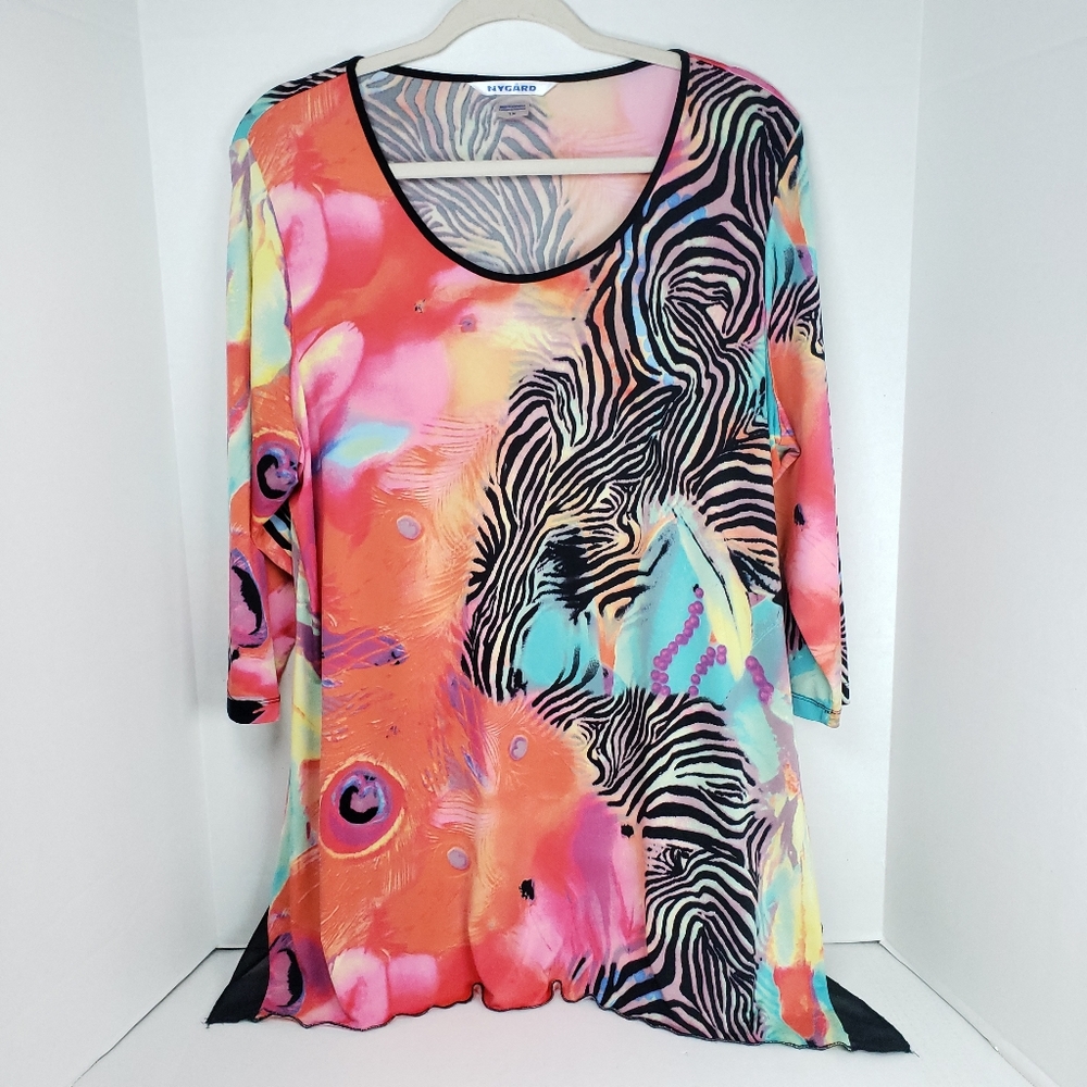 Nygard Zebra Multicolor Tunic Top 1X Sharkbite Hem